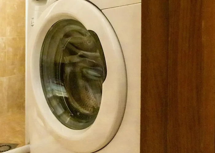 Cozy And Warm With A Separate Bedroom Lägenhet