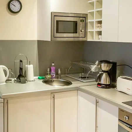 Cozy And Warm With A Separate Bedroom Apartamento