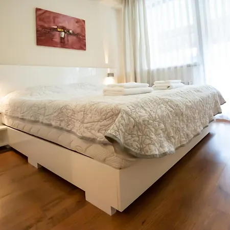 Cozy And Warm With A Separate Bedroom アパート