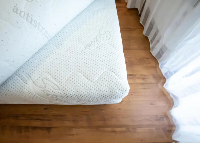 Cozy And Warm With A Separate Bedroom Банско